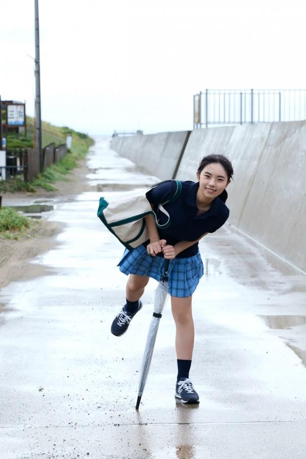    菊地姫奈 - 圧倒的ヒロイン vol.2 阳光沙滩比基尼性感写真与清纯私房套图第23张图片