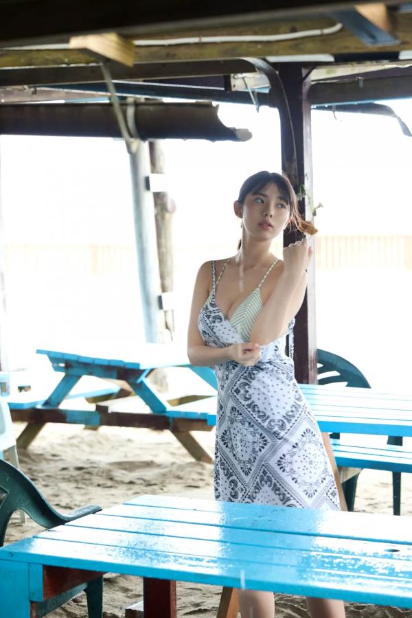    菊地姫奈 - 圧倒的ヒロイン vol.2 阳光沙滩比基尼性感写真与清纯私房套图第38张图片