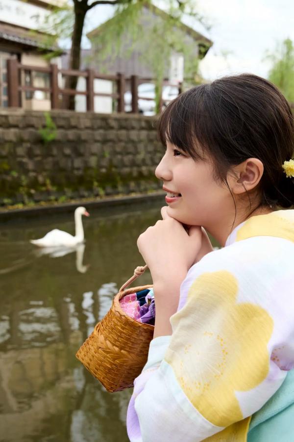    菊地姫奈 - 圧倒的ヒロイン vol.2 阳光沙滩比基尼性感写真与清纯私房套图第63张图片