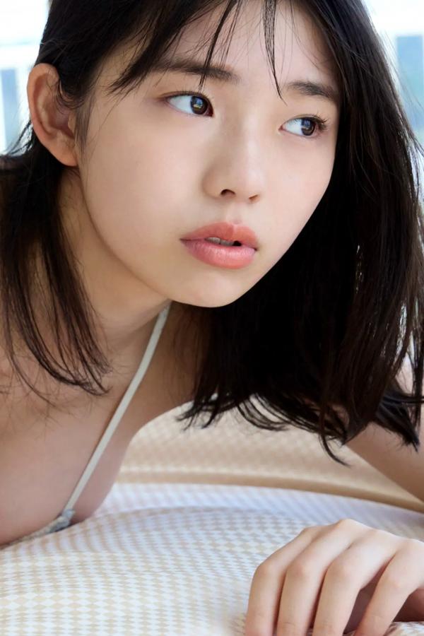    菊地姫奈 - 圧倒的ヒロイン vol.2 阳光沙滩比基尼性感写真与清纯私房套图第108张图片