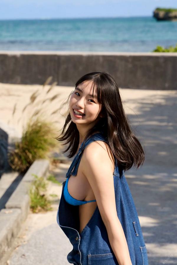   《菊地姫奈 - 春から女子大生 Vol.2》日系清纯写真 洗衣房抹胸泳装与复古和服性感秀第62张图片