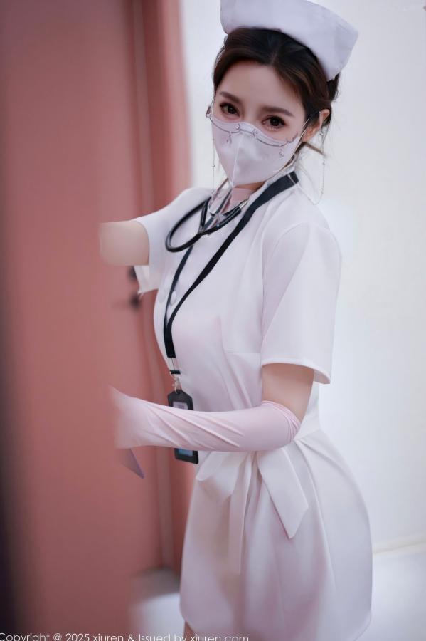   XiuRen秀人网-11099-Twins桃桃-性感护士制服白蕾丝内衣诱惑私房写真第8张图片