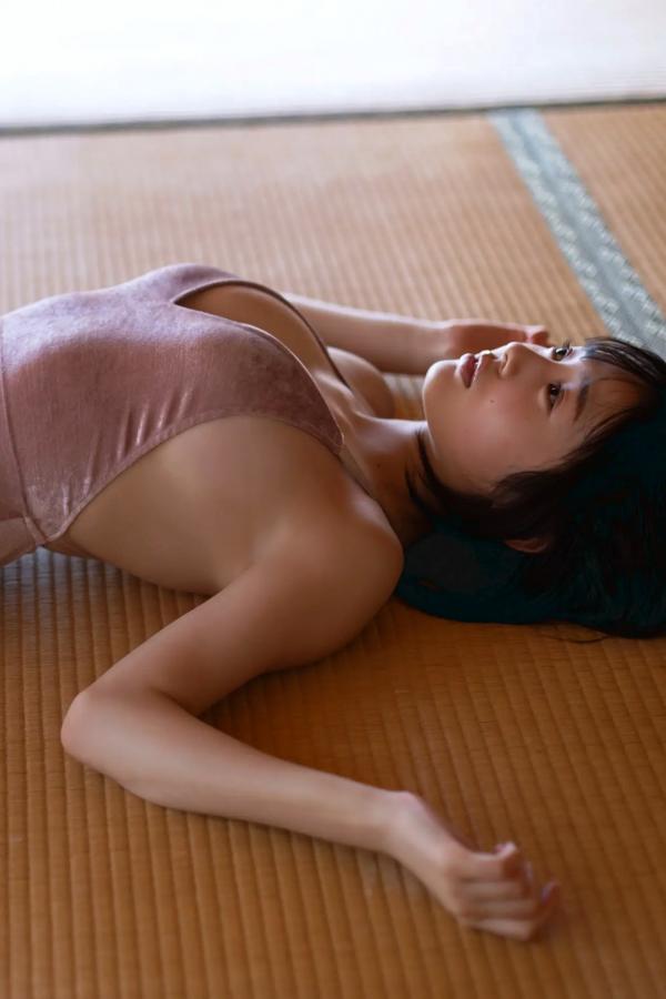    《白濱美兎 - ぎゅってして Vol.1》日系阳光沙滩比基尼写真 清纯治愈系美少女第17张图片