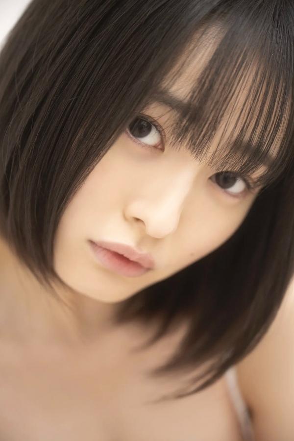   白濱美兎 - Pure White 清纯童颜巨乳美少女柔美私房内衣写真第31张图片
