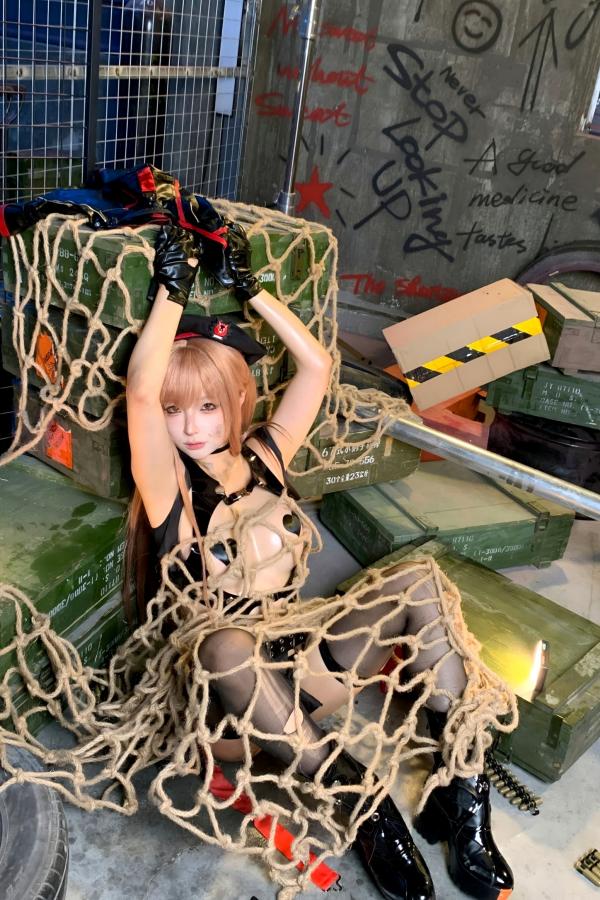 蠢沫沫  蠢沫沫-Nikkei胜利女神战术制服性感角色扮演美图写真第123张图片