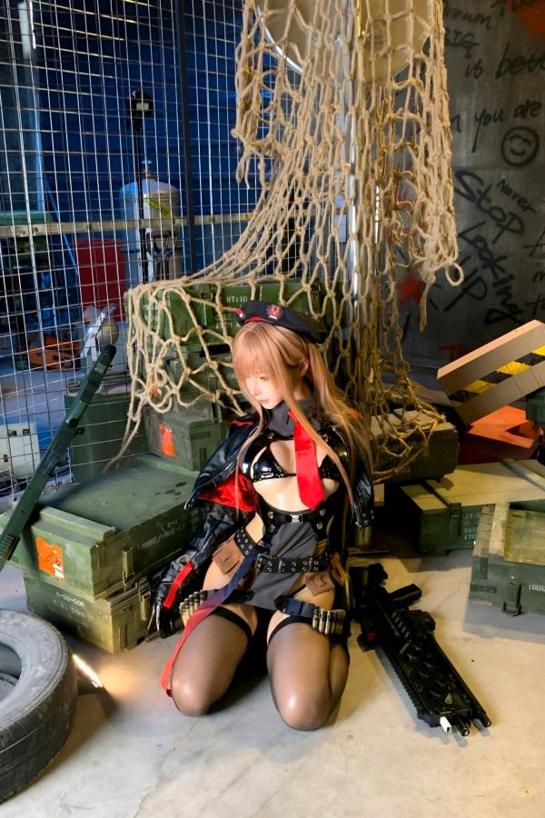 蠢沫沫  蠢沫沫-Nikkei胜利女神战术制服性感角色扮演美图写真第134张图片