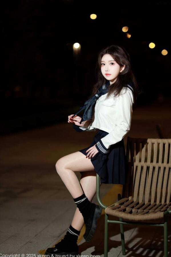    XiuRen秀人网-11071-小薯条nienie-水手服校服制服黑丝美臀浴室湿身写真第13张图片