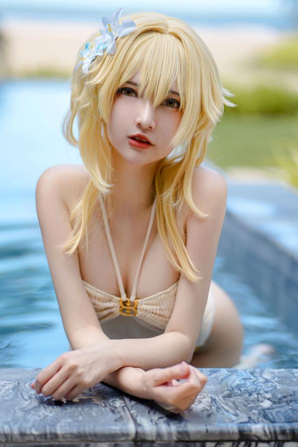 Potato Godzilla  Potato-Godzilla-Lumine-Bikini-狼人路姆尼-比基尼 泳池清凉性感COS角色扮演写真第17张图片