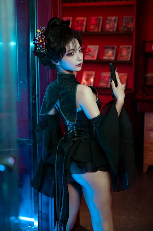 蠢沫沫  《蠢沫沫 - 蔻 少女后庭》国风古韵性感旗袍COS写真 唯美庭院仙气丝袜私房美图第7张图片