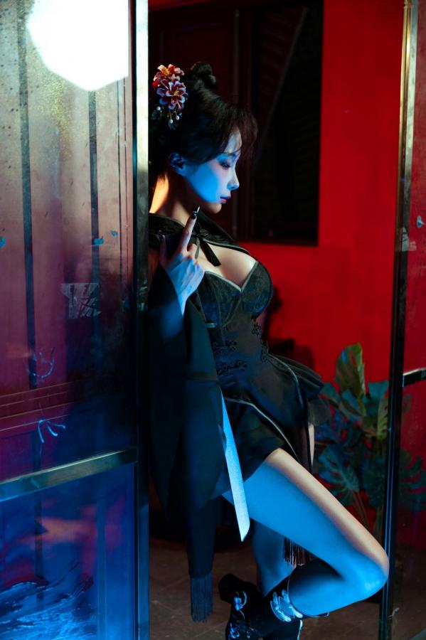 蠢沫沫  《蠢沫沫 - 蔻 少女后庭》国风古韵性感旗袍COS写真 唯美庭院仙气丝袜私房美图第9张图片