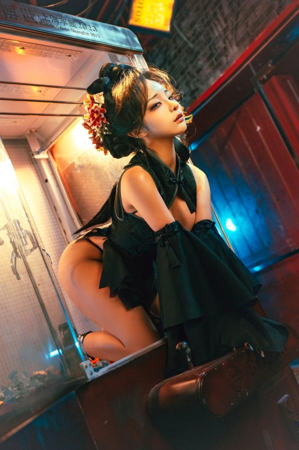 蠢沫沫  《蠢沫沫 - 蔻 少女后庭》国风古韵性感旗袍COS写真 唯美庭院仙气丝袜私房美图第36张图片