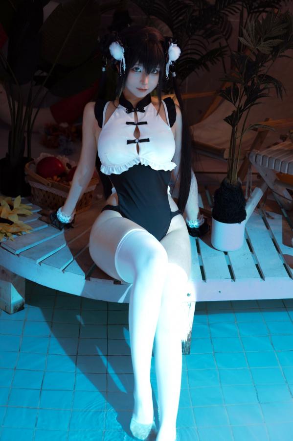 蠢沫沫  蠢沫沫-熊猫娘 独家二次元高叉旗袍美腿性感私房写真第27张图片