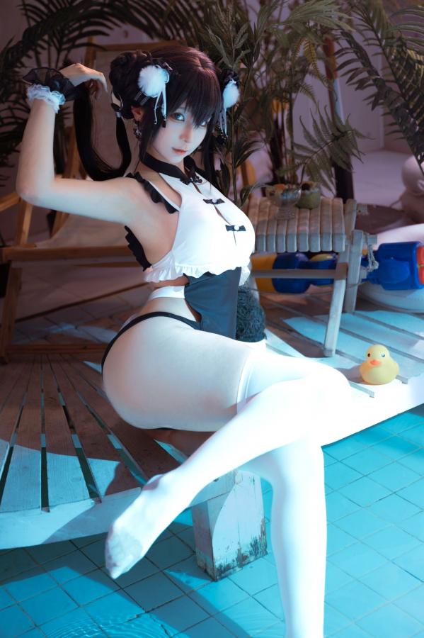 蠢沫沫  蠢沫沫-熊猫娘 独家二次元高叉旗袍美腿性感私房写真第30张图片