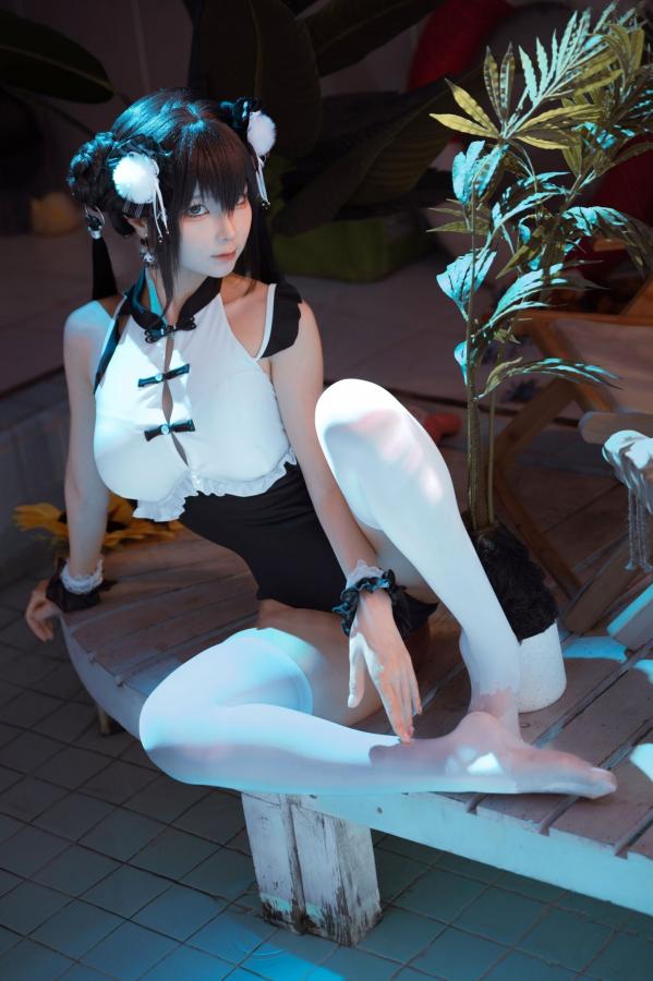 蠢沫沫  蠢沫沫-熊猫娘 独家二次元高叉旗袍美腿性感私房写真第37张图片