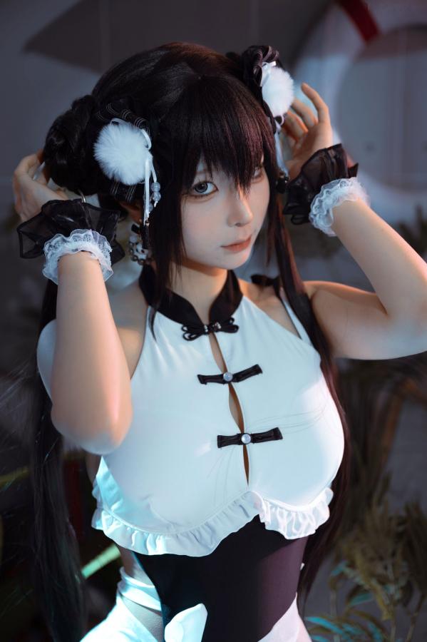 蠢沫沫  蠢沫沫-熊猫娘 独家二次元高叉旗袍美腿性感私房写真第43张图片