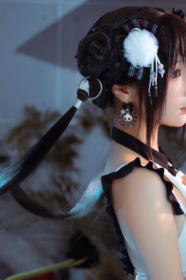 蠢沫沫  蠢沫沫-熊猫娘 独家二次元高叉旗袍美腿性感私房写真第45张图片