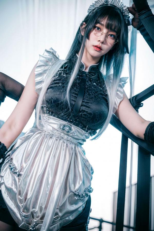    AI美女-拟实-哥特风眼镜女仆 极品爆乳皮革制服黑丝性感诱惑写真第18张图片