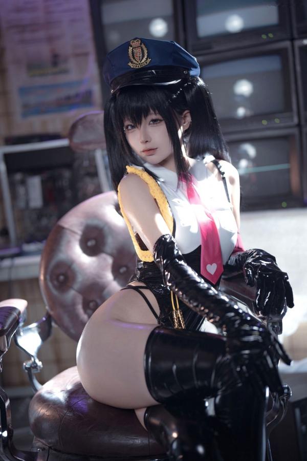 蠢沫沫  蠢沫沫-沙希女警性感皮衣制服Cosplay写真第1张图片