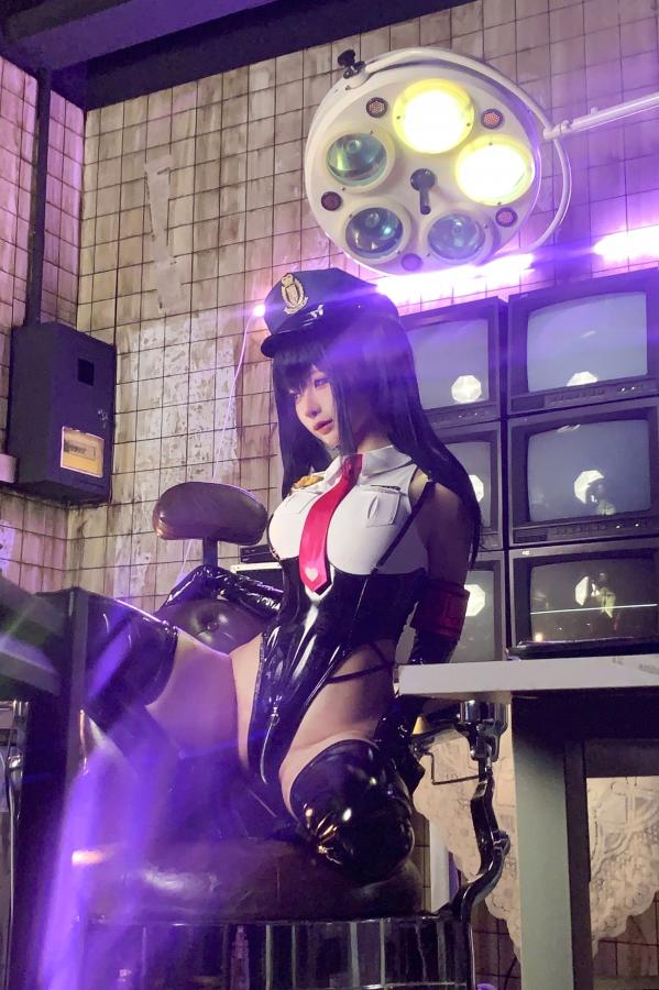蠢沫沫  蠢沫沫-沙希女警性感皮衣制服Cosplay写真第132张图片