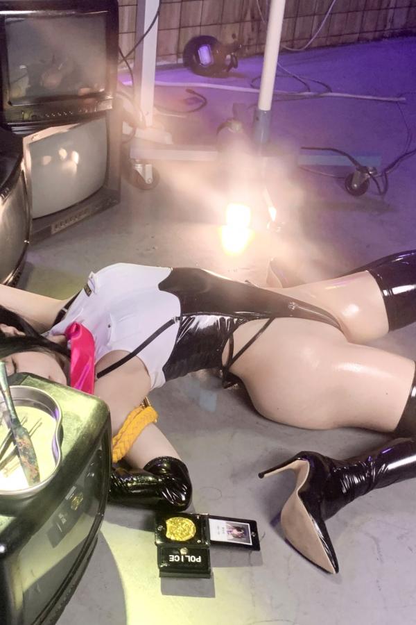 蠢沫沫  蠢沫沫-沙希女警性感皮衣制服Cosplay写真第140张图片