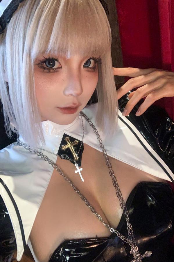 蠢沫沫  蠢沫沫 - 修女修道院漆皮私房写真 魅惑角色扮演性感女神第129张图片