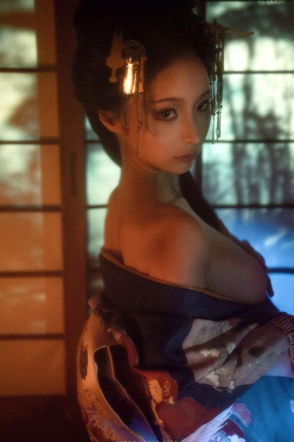 蠢沫沫  蠢沫沫-2024年会员《祥瑞》和服古风角色扮演冷艳诱惑写真第2张图片