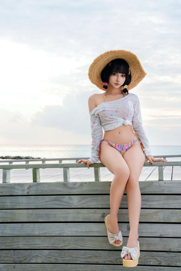 蠢沫沫  蠢沫沫-2025年11月自拍 海滩比基尼泳池湿身性感户外写真第153张图片