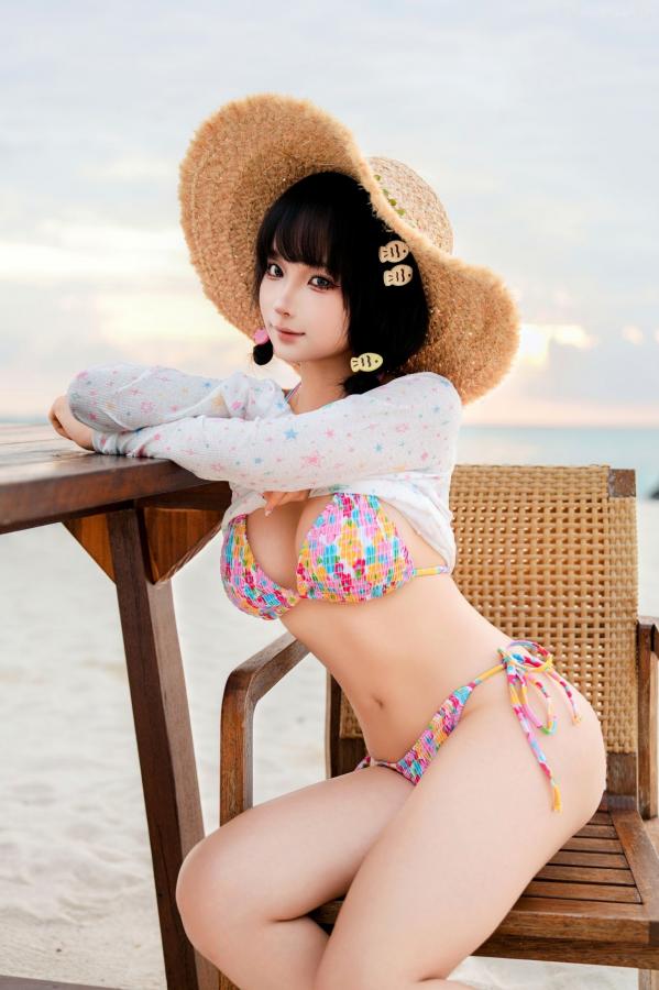 蠢沫沫  蠢沫沫-2025年11月自拍 海滩比基尼泳池湿身性感户外写真第176张图片