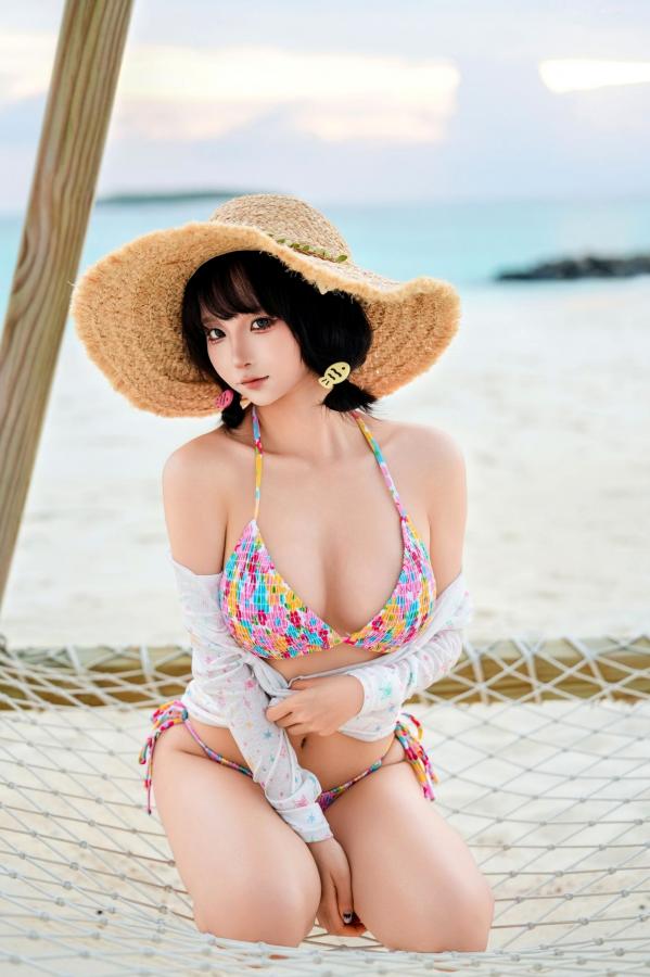 蠢沫沫  蠢沫沫-2025年11月自拍 海滩比基尼泳池湿身性感户外写真第210张图片