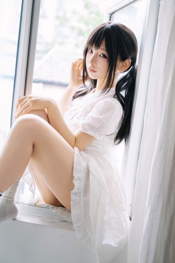 蠢沫沫  《蠢沫沫-8月写真合集-1》日系家居白裙少女私房治愈写真第15张图片