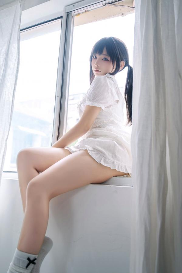 蠢沫沫  《蠢沫沫-8月写真合集-1》日系家居白裙少女私房治愈写真第17张图片