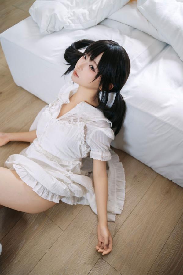 蠢沫沫  《蠢沫沫-8月写真合集-1》日系家居白裙少女私房治愈写真第32张图片