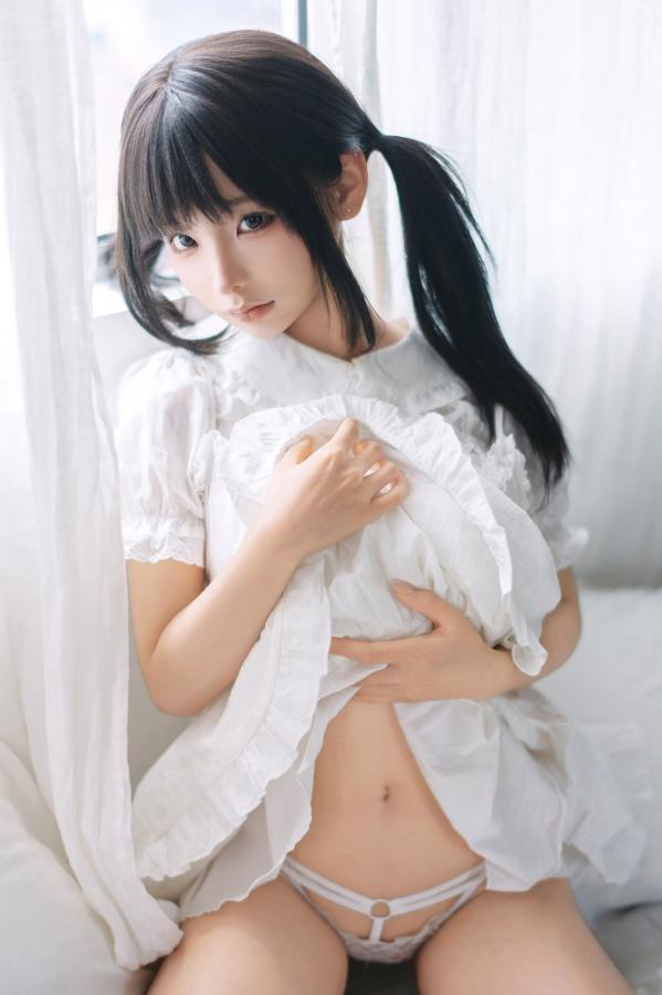 蠢沫沫  《蠢沫沫-8月写真合集-1》日系家居白裙少女私房治愈写真第56张图片