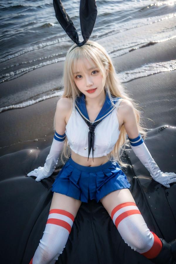   AI美女-拟实-水手服兔女郎军舰 海边沙滩户外性感二次元角色扮演写真第43张图片