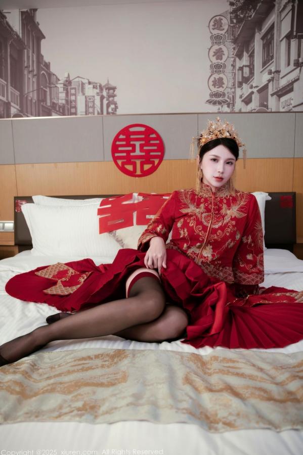    XiuRen秀人网 10865 小蛮妖Yummy 新娘红装红色内衣黑丝 卧室性感婚纱角色扮演私房写真第4张图片