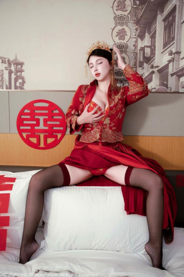   XiuRen秀人网 10865 小蛮妖Yummy 新娘红装红色内衣黑丝 卧室性感婚纱角色扮演私房写真第33张图片
