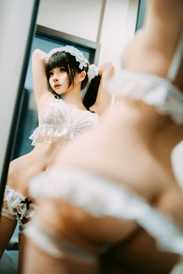 蠢沫沫  蠢沫沫-秋寻上 日系校服制服与大阪街拍性感写真第55张图片