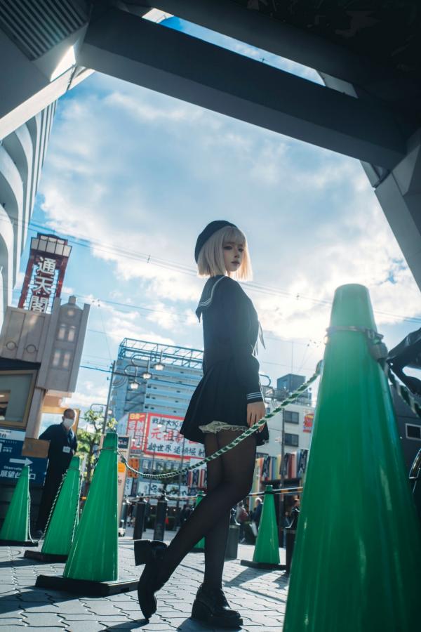蠢沫沫  蠢沫沫-秋寻上 日系校服制服与大阪街拍性感写真第79张图片