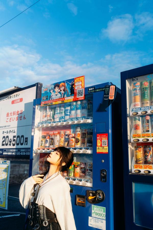 蠢沫沫  蠢沫沫-秋寻上 日系校服制服与大阪街拍性感写真第125张图片