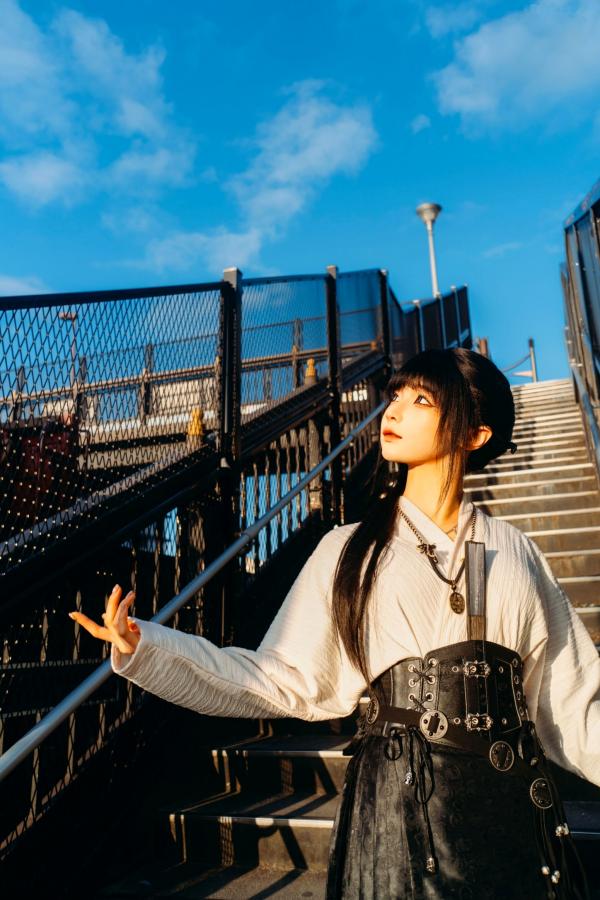 蠢沫沫  蠢沫沫-秋寻上 日系校服制服与大阪街拍性感写真第127张图片