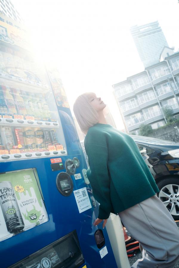 蠢沫沫  蠢沫沫-秋寻上 日系校服制服与大阪街拍性感写真第151张图片