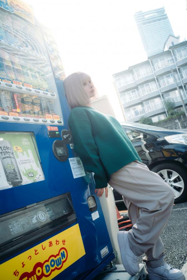 蠢沫沫  蠢沫沫-秋寻上 日系校服制服与大阪街拍性感写真第152张图片
