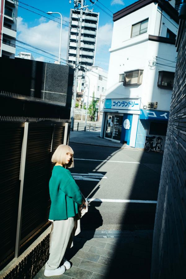 蠢沫沫  蠢沫沫-秋寻上 日系校服制服与大阪街拍性感写真第189张图片