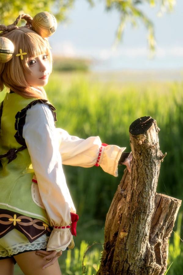蠢沫沫  蠢沫沫-瑶瑶原神Cosplay户外阳光草地清新治愈萌系写真第8张图片