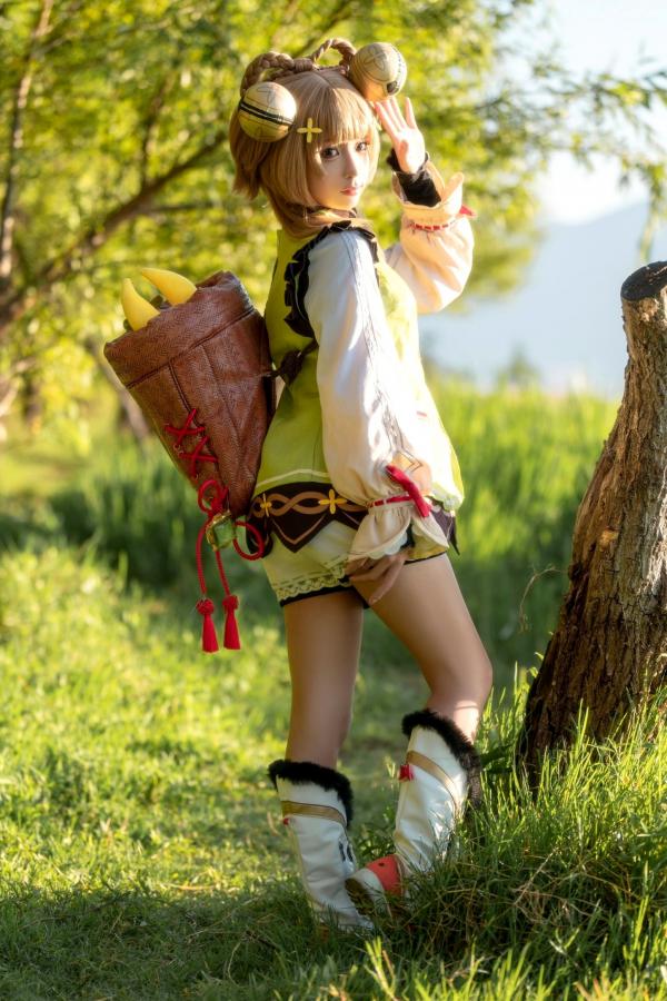 蠢沫沫  蠢沫沫-瑶瑶原神Cosplay户外阳光草地清新治愈萌系写真第9张图片