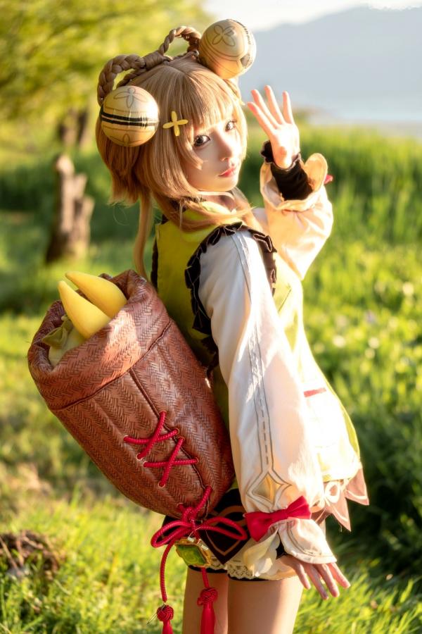 蠢沫沫  蠢沫沫-瑶瑶原神Cosplay户外阳光草地清新治愈萌系写真第17张图片