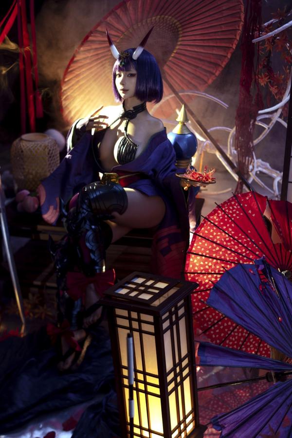蠢沫沫  蠢沫沫-2025年09月自拍-4套 魅惑鬼姬Cosplay与黑丝校服写真第2张图片