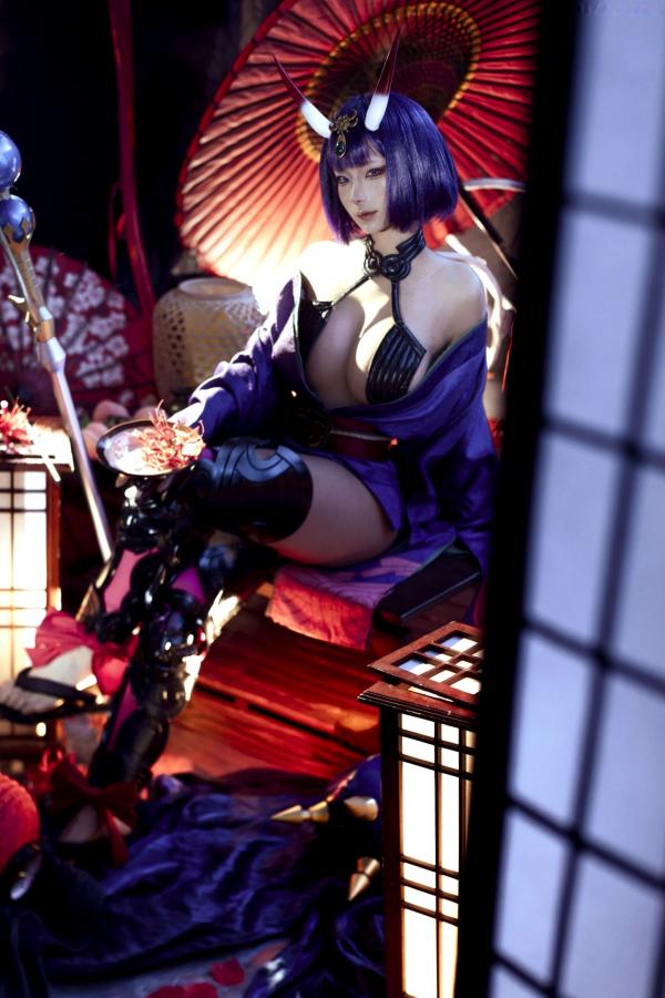 蠢沫沫  蠢沫沫-2025年09月自拍-4套 魅惑鬼姬Cosplay与黑丝校服写真第10张图片