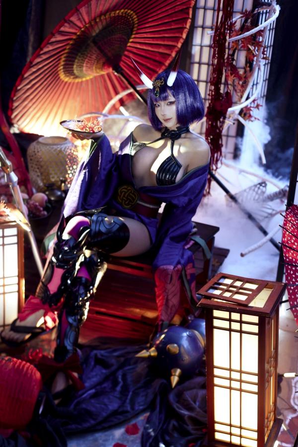 蠢沫沫  蠢沫沫-2025年09月自拍-4套 魅惑鬼姬Cosplay与黑丝校服写真第13张图片