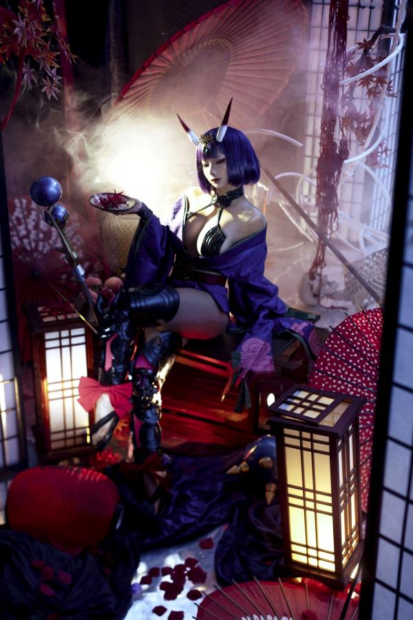 蠢沫沫  蠢沫沫-2025年09月自拍-4套 魅惑鬼姬Cosplay与黑丝校服写真第14张图片